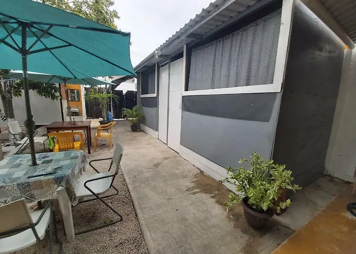 Delmar Hostal